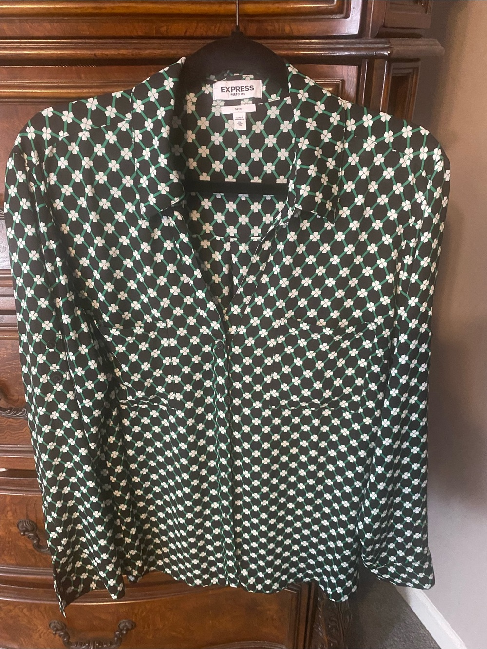 Express clover floral print portofino blouse rare